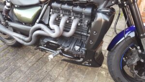 Rocket 3 Tall Sports Belly Pan